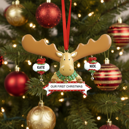LR412: MOOSE W/ 2 ORNAMENTS (FIRST CHRISTMAS)