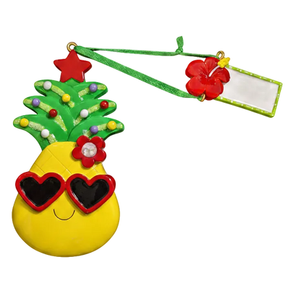NT337T: Christmas Pineapple W/ Tag - 24 Pack