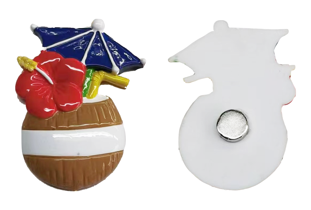 LR230M: Coconut Drink Magnet